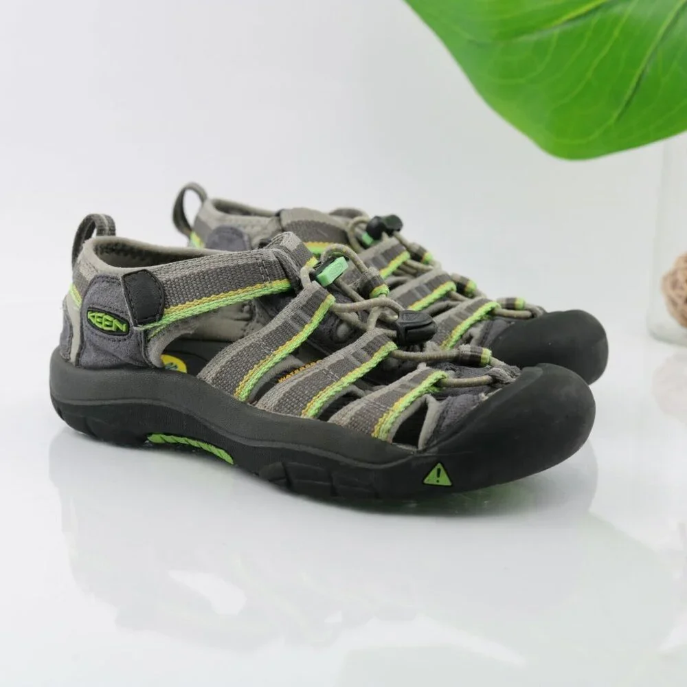 Keen Boys Newport H2 Sandal Size 3 Active Wet Dry Hike Quick Lace Toe Guard